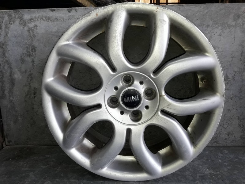 Recambio de juego llantas para bmw mini (r50,r53) cooper referencia OEM IAM 6775801 4 LLANTAS 7JX17