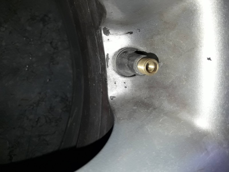 Recambio de juego llantas para bmw mini (r50,r53) cooper referencia OEM IAM 6775801 4 LLANTAS 7JX17