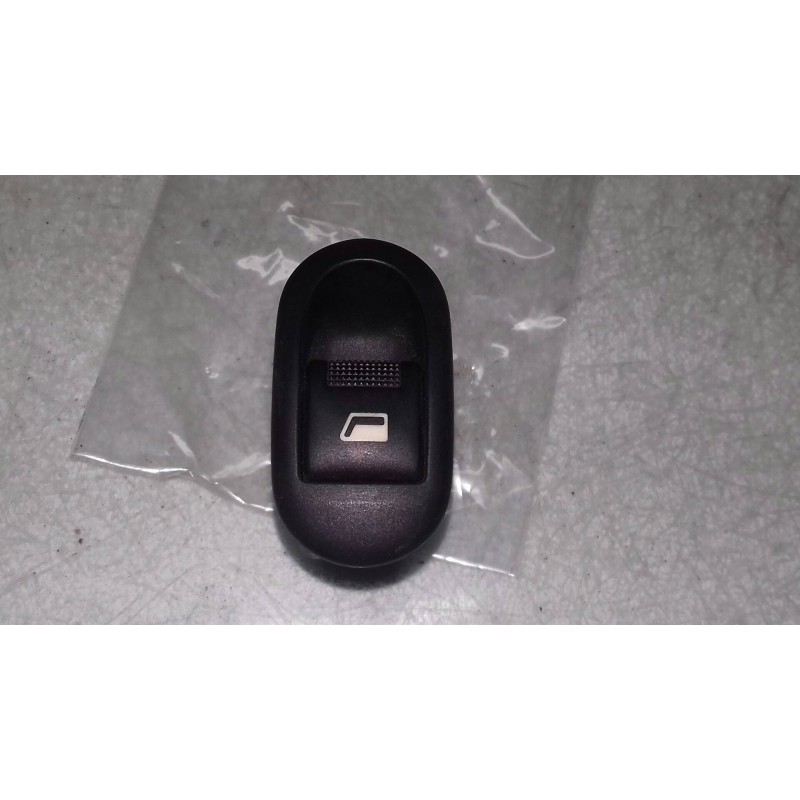 Recambio de mando elevalunas delantero derecho para citroen c3 1.1 collection referencia OEM IAM 96605364XT  