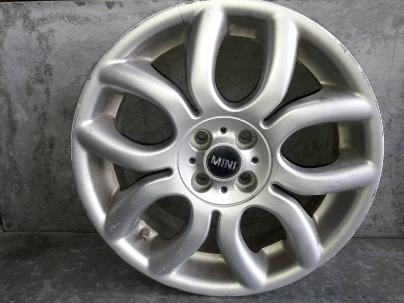 Recambio de juego llantas para bmw mini (r50,r53) cooper referencia OEM IAM 6775801 4 LLANTAS 7JX17
