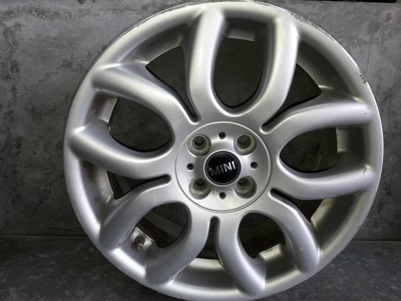 Recambio de juego llantas para bmw mini (r50,r53) cooper referencia OEM IAM 6775801 4 LLANTAS 7JX17