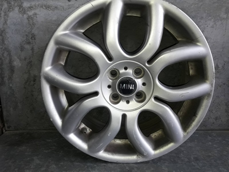 Recambio de juego llantas para bmw mini (r50,r53) cooper referencia OEM IAM 6775801 4 LLANTAS 7JX17