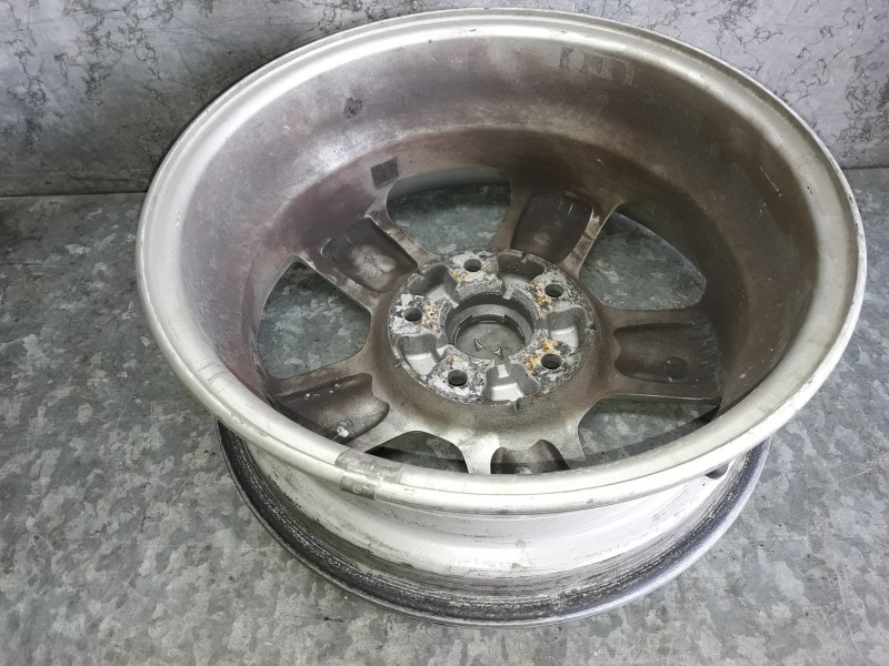 Recambio de juego llantas para hyundai i30cw referencia OEM IAM 529102L100 5.5JX15 