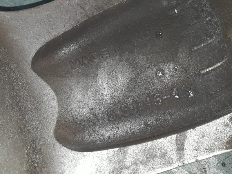 Recambio de juego llantas para hyundai i30cw referencia OEM IAM 529102L100 5.5JX15 