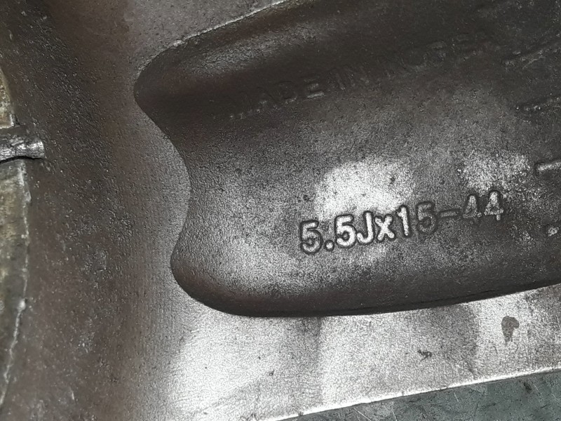 Recambio de juego llantas para hyundai i30cw referencia OEM IAM 529102L100 5.5JX15 