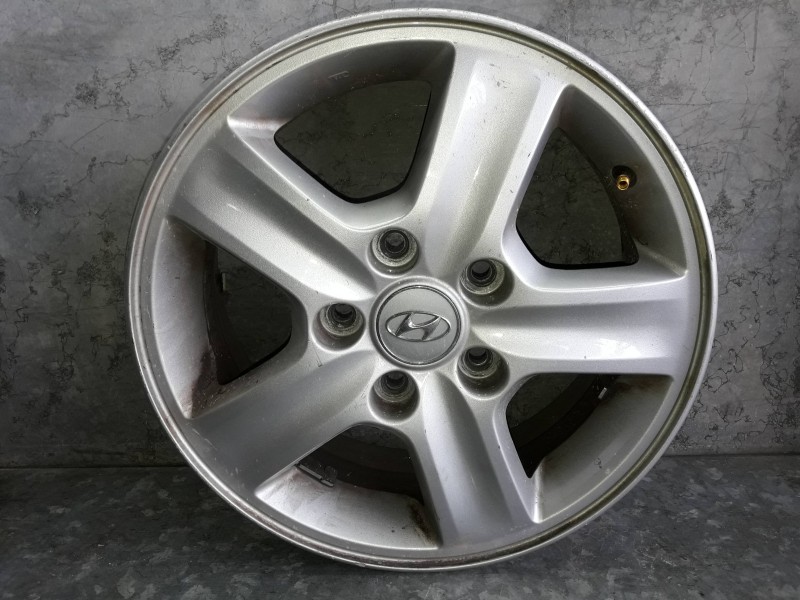 Recambio de juego llantas para hyundai i30cw referencia OEM IAM 529102L100 5.5JX15 