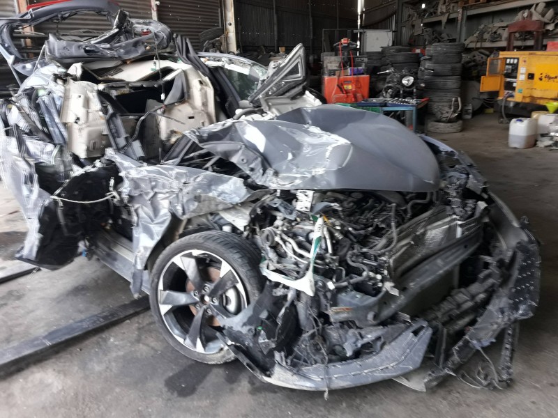 cupra leon (kl1) del año 2024