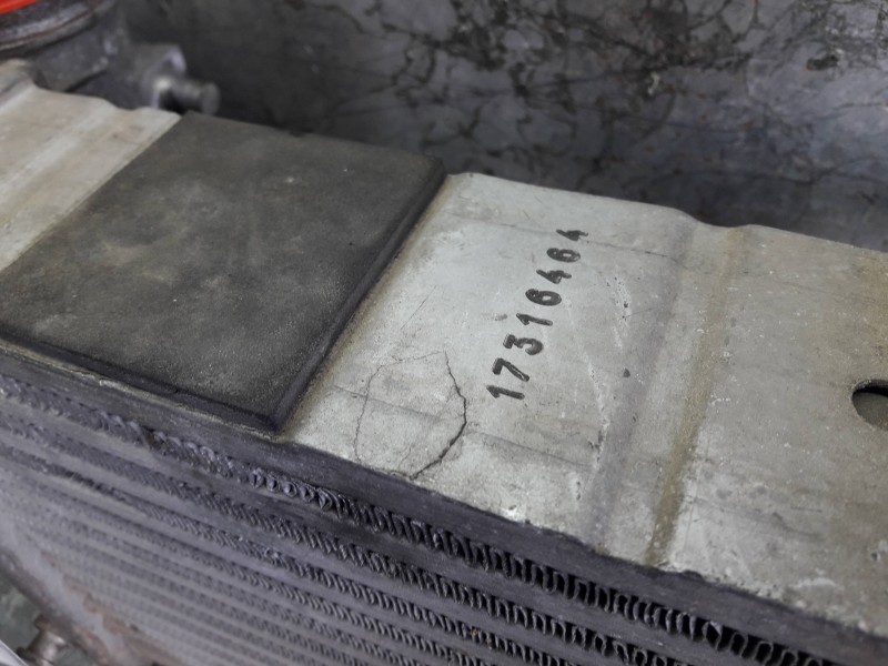 Recambio de intercooler para audi a4 berlina (8e) referencia OEM IAM 17316464  