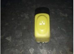 Recambio de mando elevalunas delantero derecho para renault twingo (co6) referencia OEM IAM 425386J  