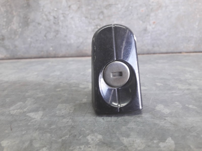 Recambio de bombin puerta delantera izquierda para ford focus berlina (cap) referencia OEM IAM 3M5AR21990A 068BA 