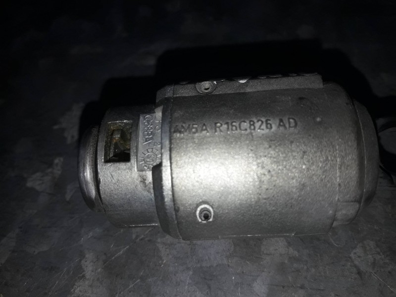 Recambio de bombin porton trasero para ford focus berlina (cap) referencia OEM IAM 4M5AR16C826AD  