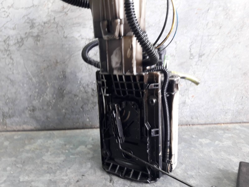 Recambio de aforador para audi a4 berlina (8e) referencia OEM IAM 89072138  