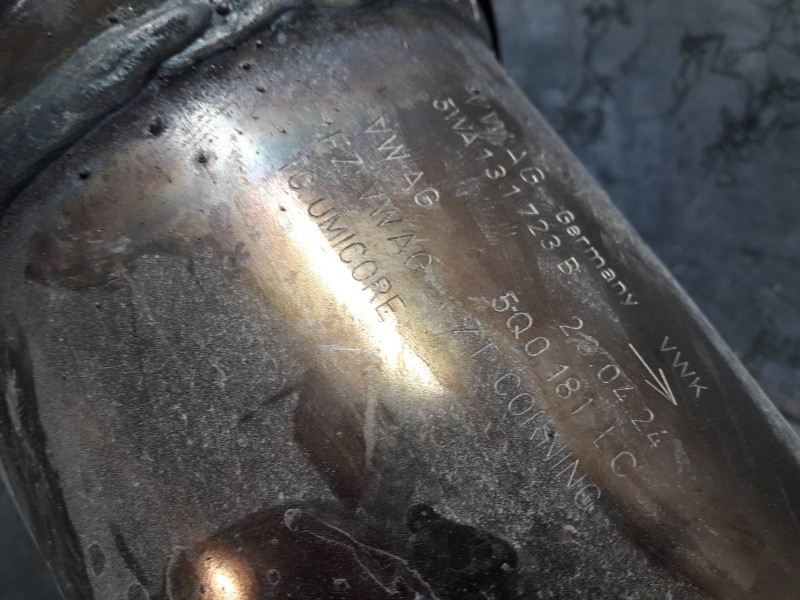 Recambio de catalizador para cupra leon (kl1) referencia OEM IAM 3Q0131701M 7N0178AC 