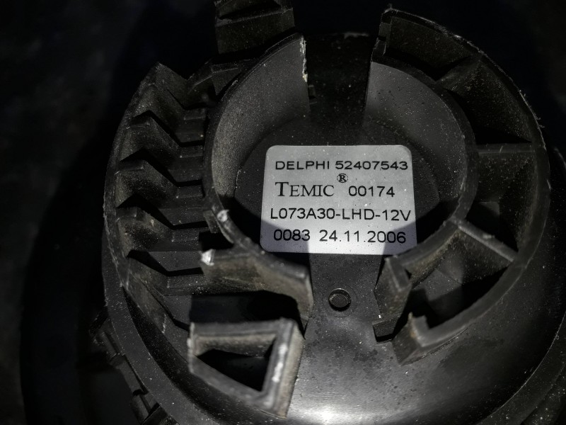 Recambio de motor calefaccion para opel astra gtc referencia OEM IAM 52407543 885601156 