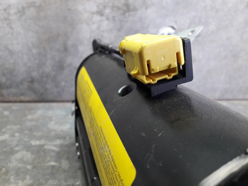 Recambio de airbag delantero derecho para volkswagen passat berlina (3b3) referencia OEM IAM 3B0880204C 30317045A 1002088170278