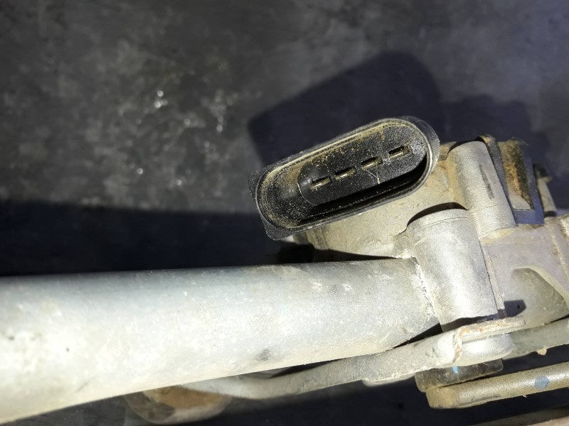 Recambio de motor limpia delantero para peugeot 2008 (p1) referencia OEM IAM 9824784980  