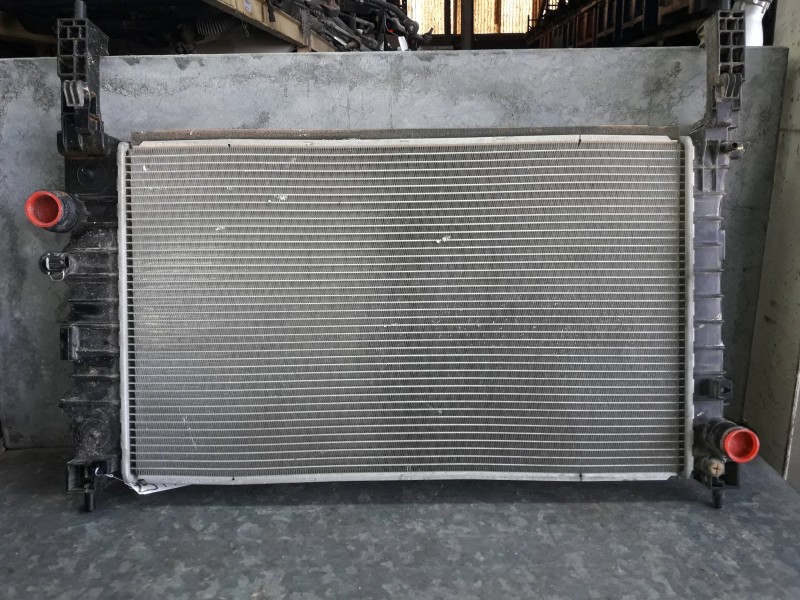 Recambio de radiador agua para opel mokka referencia OEM IAM 95298554  