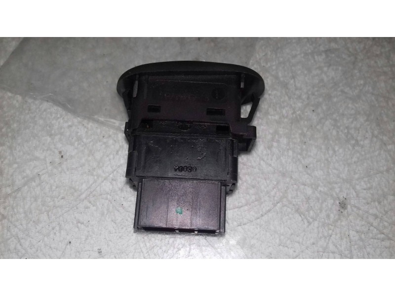 Recambio de mando elevalunas delantero derecho para citroen c3 1.1 collection referencia OEM IAM 96605364XT  