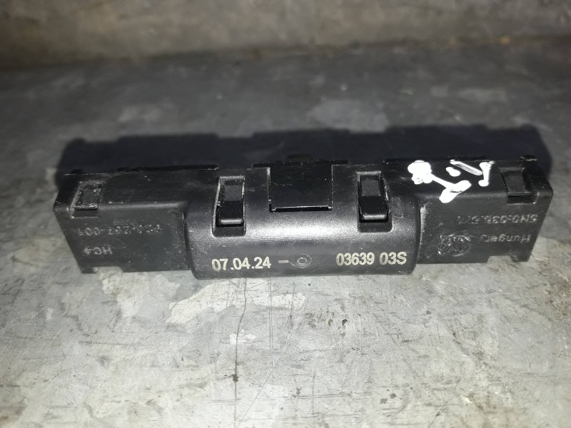 Recambio de amplificador de antena para cupra leon (kl1) referencia OEM IAM 5N0035570 920257001 