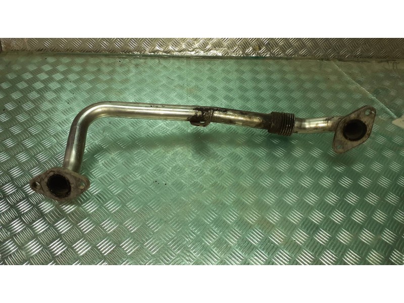 Recambio de tubo para volkswagen bora berlina (1j2) referencia OEM IAM 036131521N  EGR