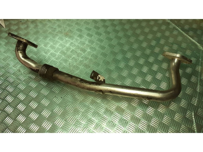 Recambio de tubo para volkswagen bora berlina (1j2) referencia OEM IAM 036131521N  EGR