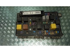 Recambio de caja reles / fusibles para opel zafira b referencia OEM IAM 5DK00946430  