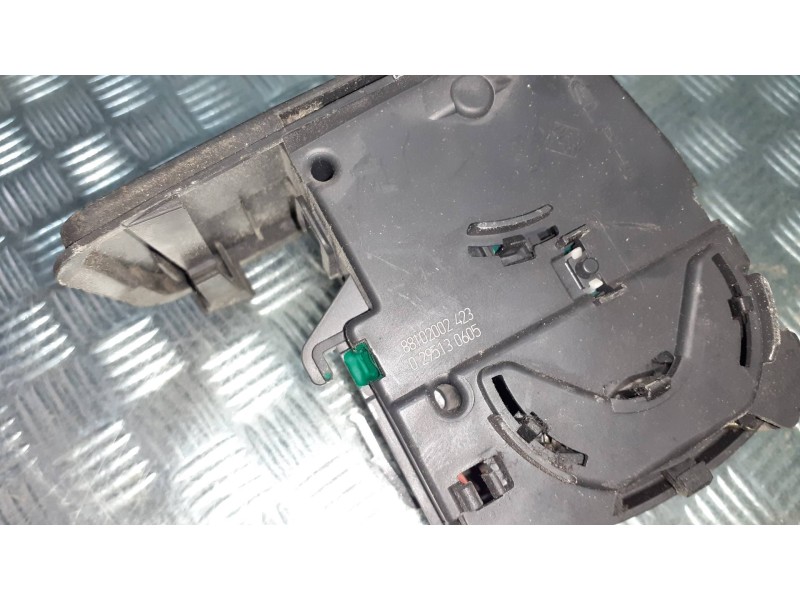 Recambio de mando luces para renault kangoo (f/kc0) referencia OEM IAM 0295130605  