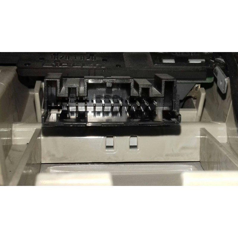 Recambio de luz interior para audi a6 berlina (4f2) 3.0 tdi quattro (171kw) referencia OEM IAM 4F0947135B  