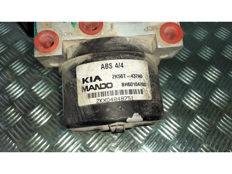 Recambio de abs para kia carnival referencia OEM IAM 2K56T437A0  0K2FA667B0
