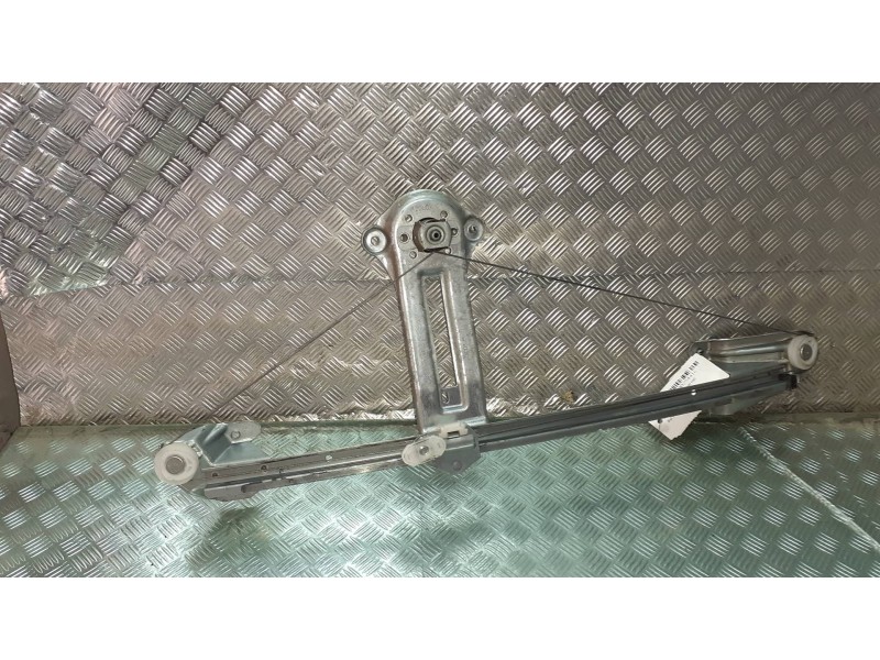 Recambio de elevalunas trasero derecho para opel zafira b referencia OEM IAM 13132228  MANUAL