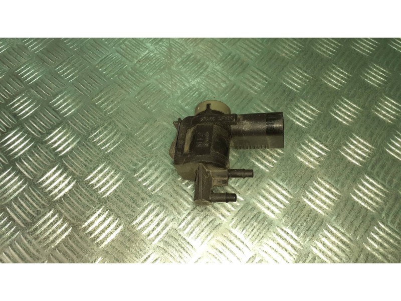 Recambio de valvula aire adicional para volkswagen lt caja cerrada / combi (mod. 1997) referencia OEM IAM 1J0906283C  2 PINES