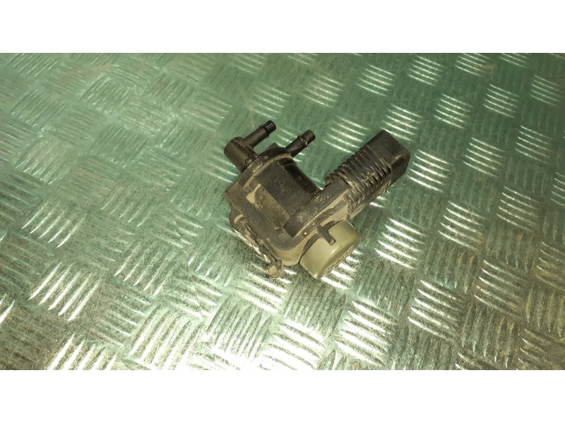 Recambio de valvula aire adicional para volkswagen lt caja cerrada / combi (mod. 1997) referencia OEM IAM 1J0906283C  2 PINES