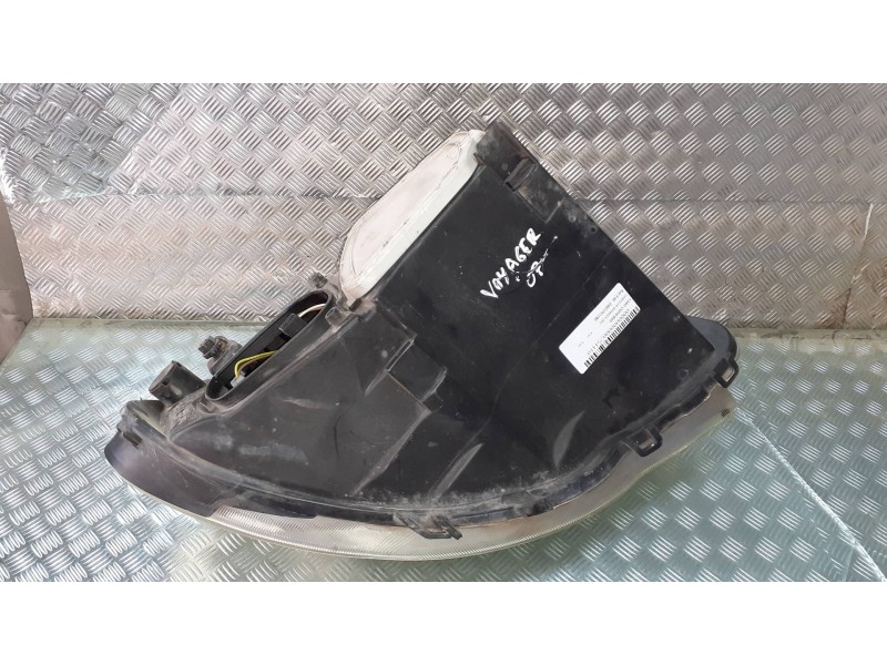 Recambio de faro izquierdo para chrysler voyager (rg) referencia OEM IAM 04857831AC  6240100000
