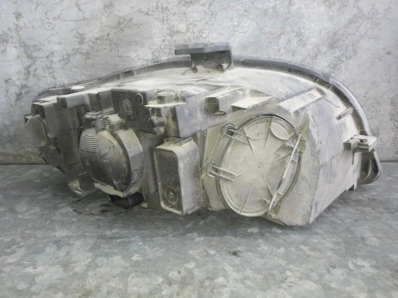 Recambio de faro izquierdo para audi a4 berlina (8e) referencia OEM IAM 8E0941003AJ 0301219201 