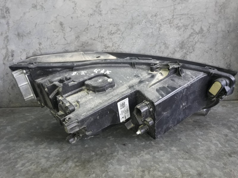 Recambio de faro izquierdo para cupra leon (kl1) referencia OEM IAM 5FB941007J LC20794 XENON