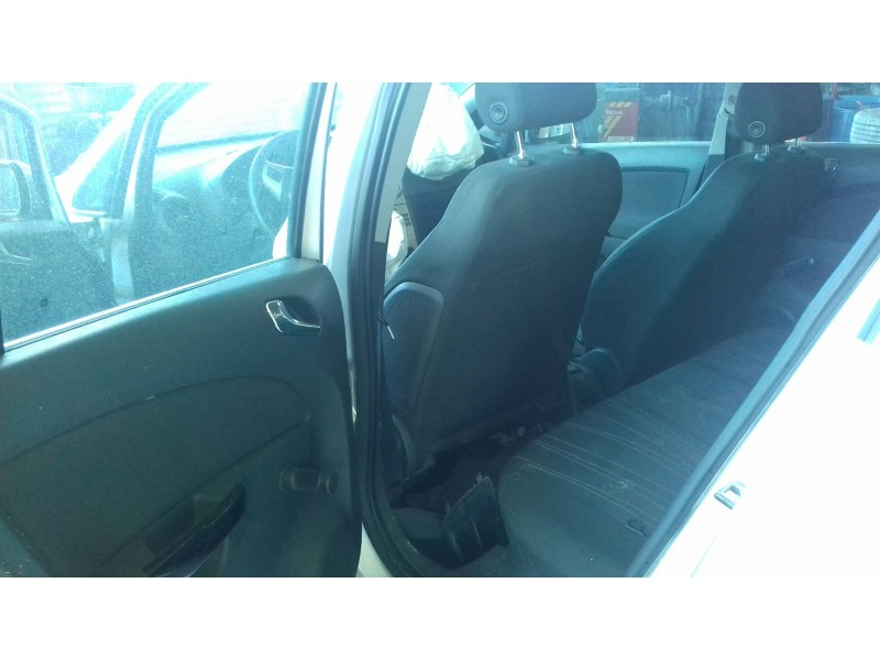 opel corsa d del año 2008