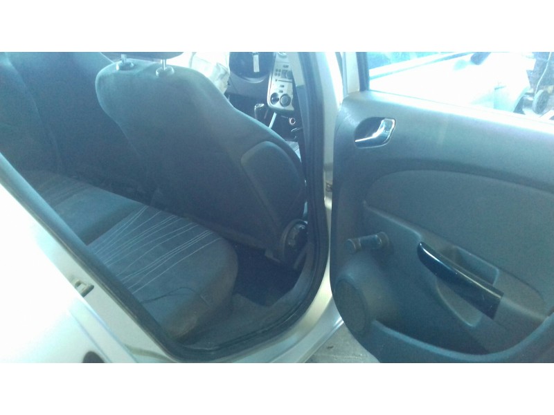 opel corsa d del año 2008