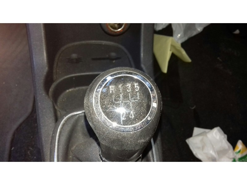 opel corsa d del año 2008