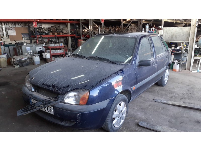 ford fiesta berlina (dx) del año 1999