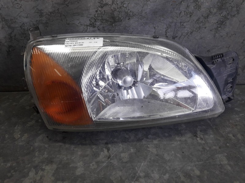 Recambio de faro derecho para ford fiesta berlina (dx) referencia OEM IAM 0301173302  