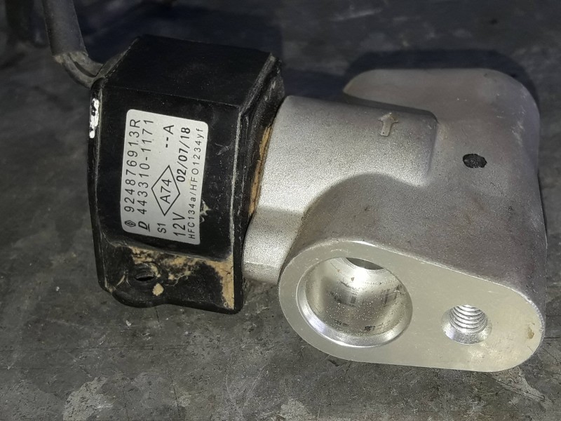 Recambio de sensor presion para renault zoe referencia OEM IAM 924876913R 4433101171 