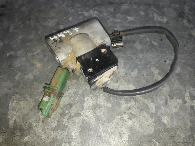 Recambio de sensor presion para renault zoe referencia OEM IAM 924871682R 4433101163 