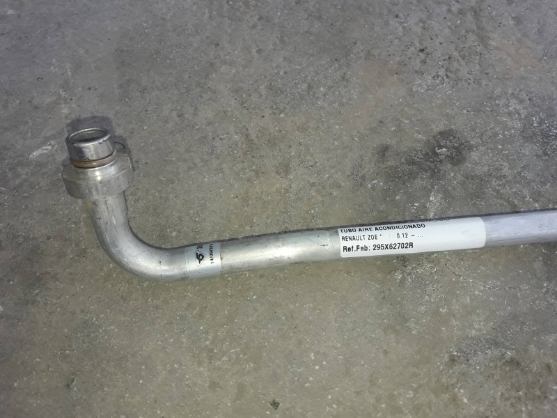 Recambio de tubo aire acondicionado para renault zoe referencia OEM IAM 295X62702R  