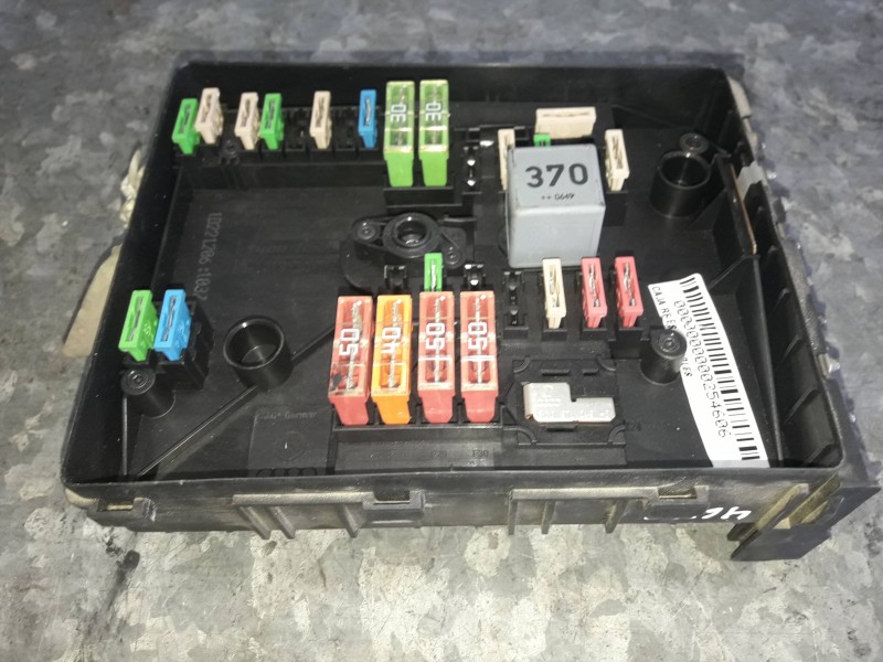 Recambio de caja reles / fusibles para seat leon (1p1) referencia OEM IAM 017181301 1D2212061037 1K0937125A