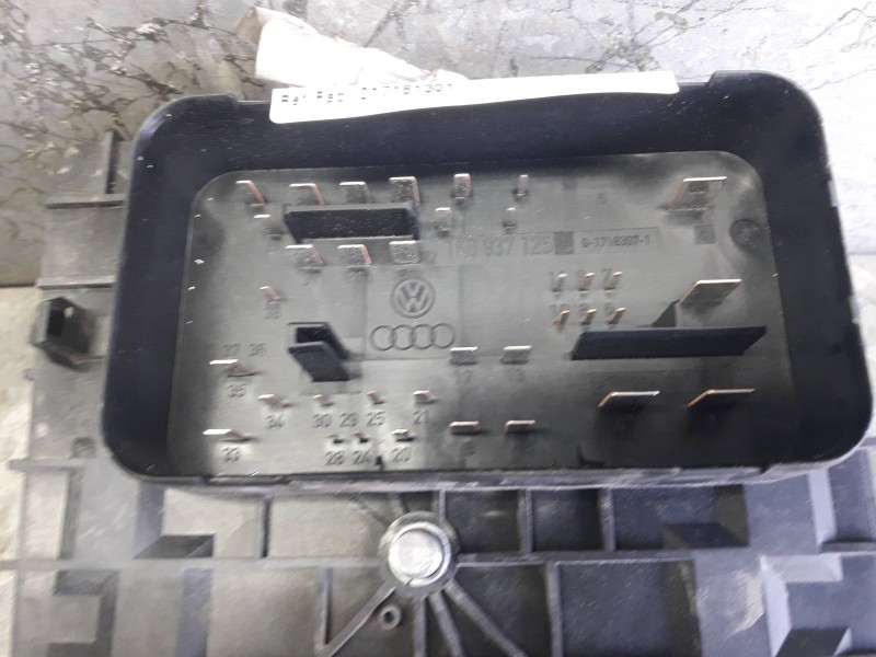 Recambio de caja reles / fusibles para seat leon (1p1) referencia OEM IAM 017181301 1D2212061037 1K0937125A