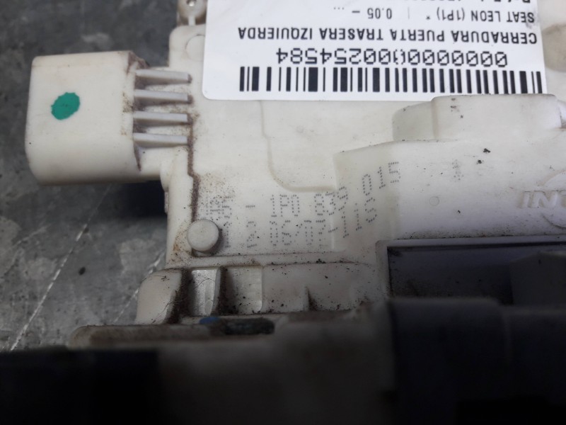 Recambio de cerradura puerta trasera izquierda para seat leon (1p1) referencia OEM IAM 1P0839015  