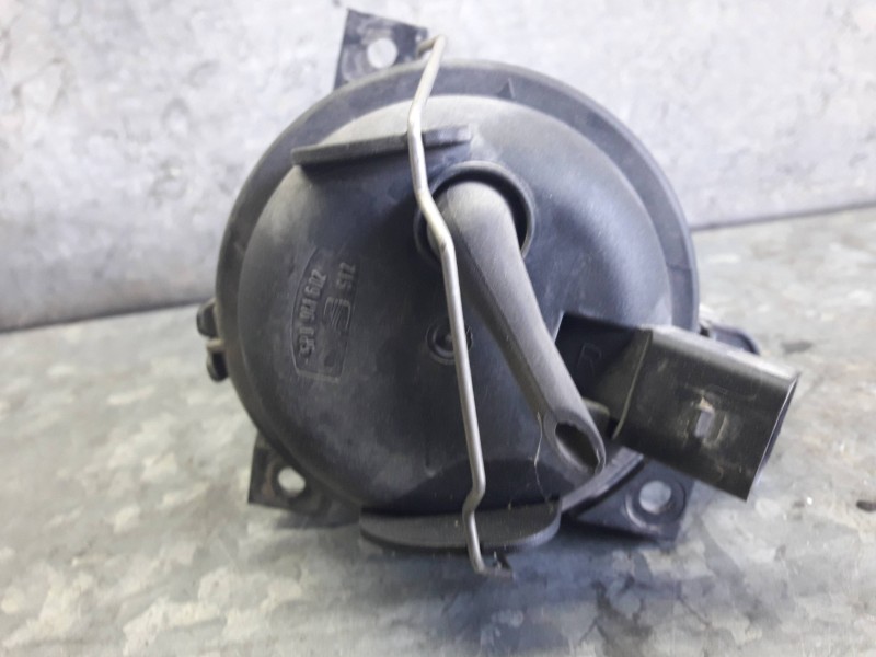 Recambio de faro antiniebla derecho para seat leon (1p1) referencia OEM IAM 5P0941602  