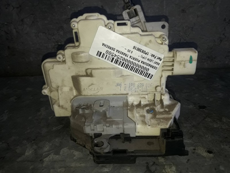 Recambio de cerradura puerta trasera derecha para seat leon (1p1) referencia OEM IAM 1P0839016  