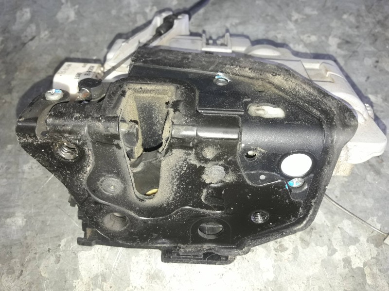 Recambio de cerradura puerta delantera derecha para seat leon (1p1) referencia OEM IAM   