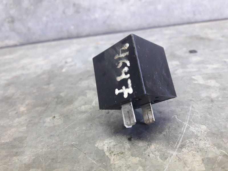 Recambio de rele para ford fiesta berlina (dx) referencia OEM IAM 9JB511  